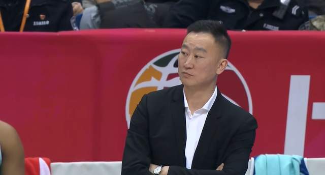 华体会-央视不播！今晚7:35，辽篮力拼黑马，杨鸣恐难逃连败，新援需爆发