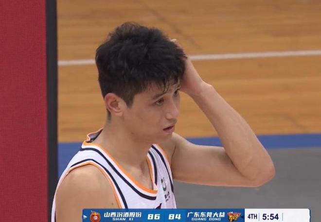 华体会直播公司-以前没人要,现在越来越香!盘点CBA本赛季3大CUBA球员