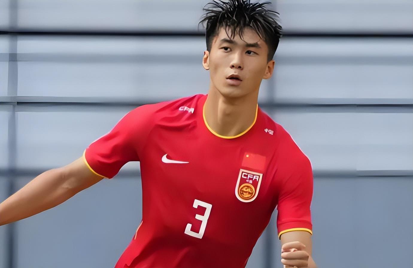 华体会体育公司-吴少聪为何在中超首轮没被重用？国安队新援发挥出色，让他成替补